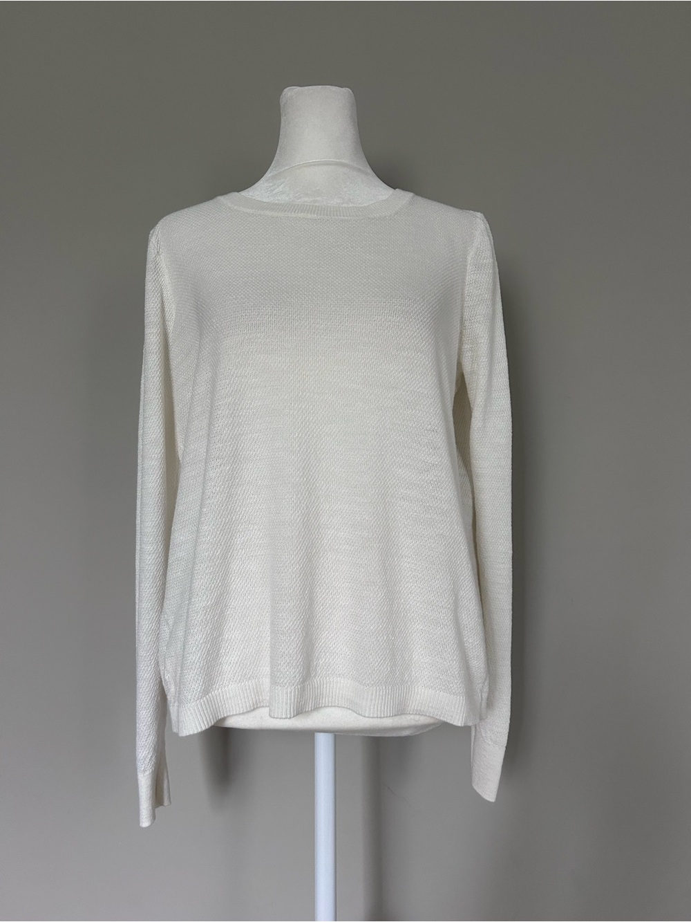 Minimalist Coquette Cream Slightly Sheer Knit Open Back Sweater Rayon Blend - Picture 4 of 10